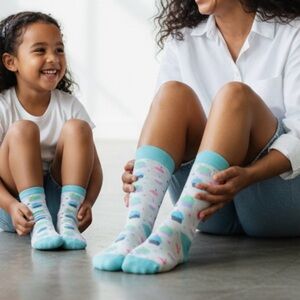 NWT-BELLAS - MOMMY & LIL’S SWEETHEART  CUPCAKE SOCKS - 2 PAIRS